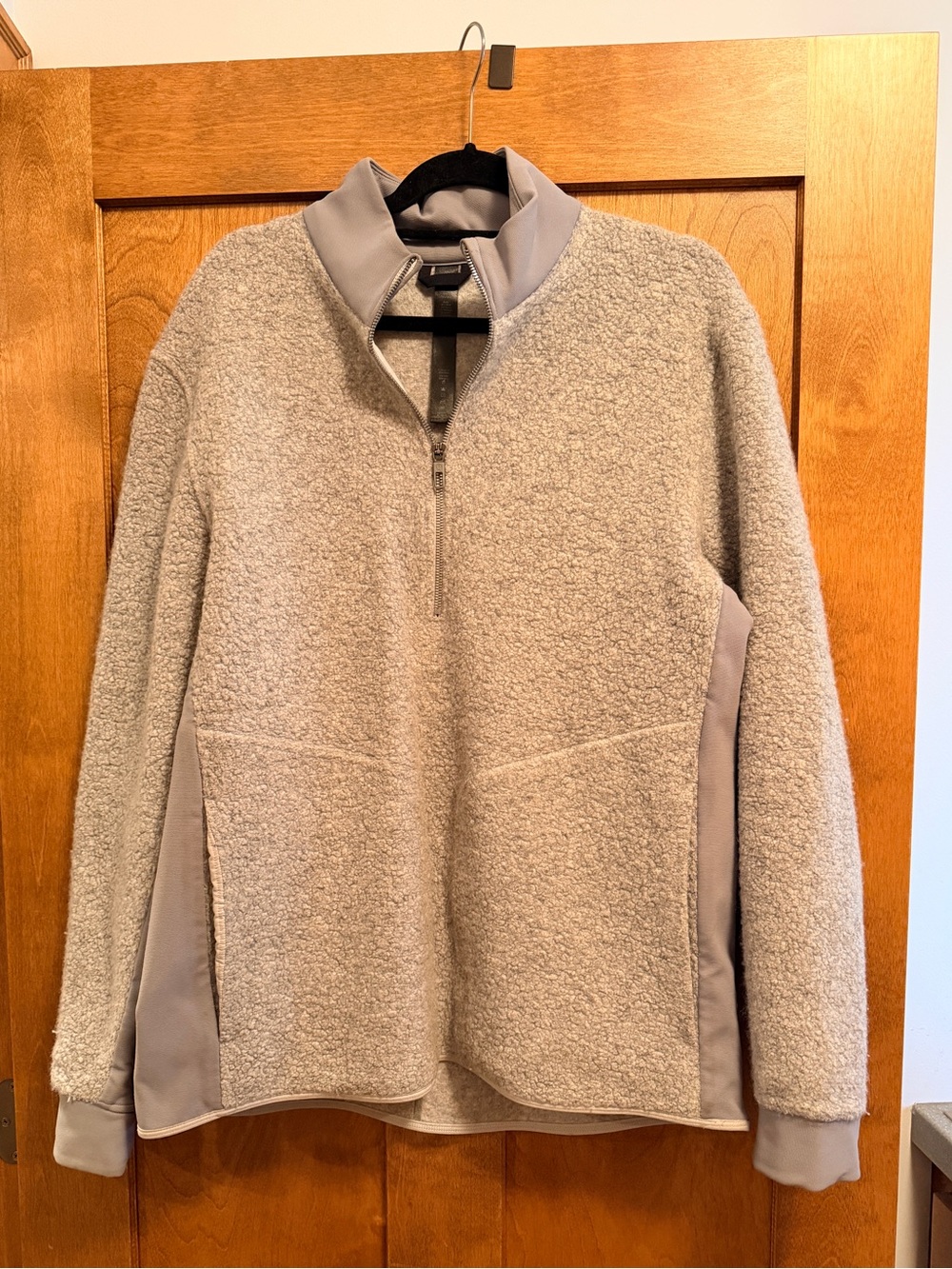 Lululemon Men’s Sherpa Quarter Zip Size XL